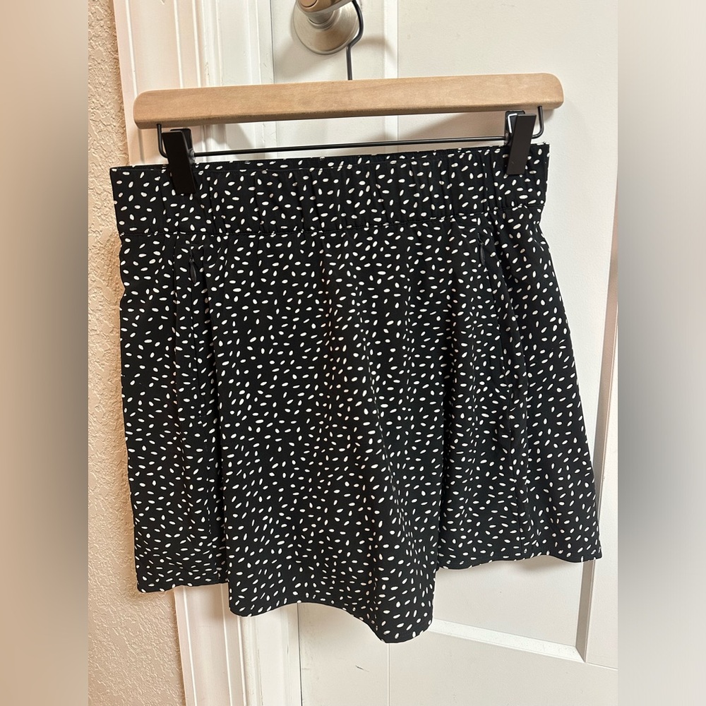 Talbots Lightweight Stretch Skort - Dash Dot - image 3